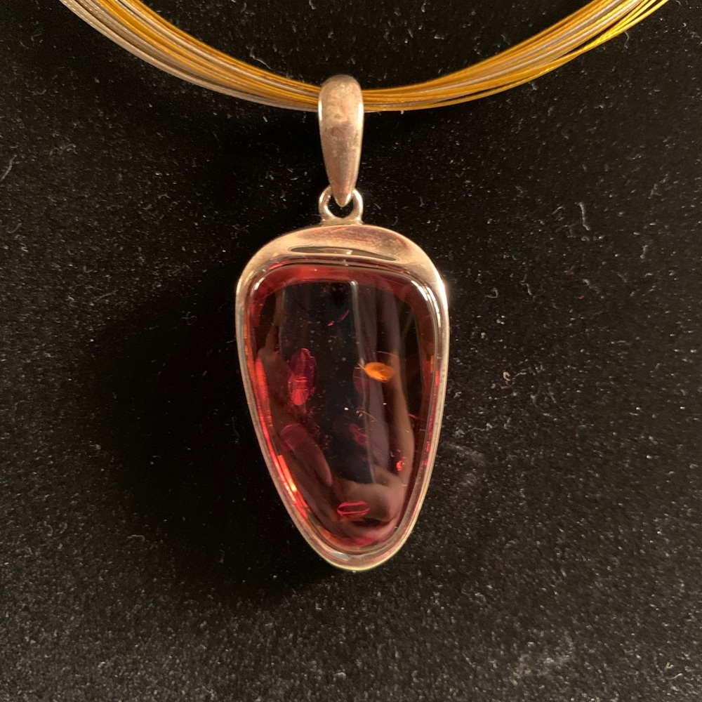 Necklace - Picture 2 of 4